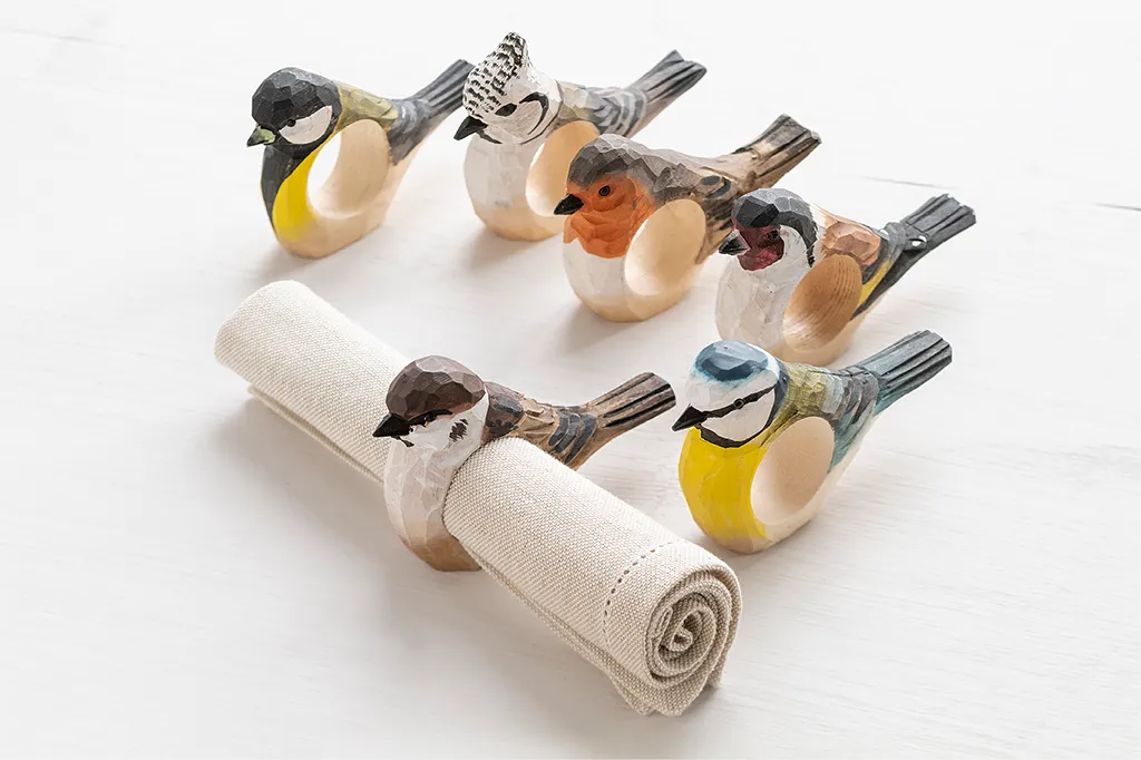 Fur die die alles haben - Handgeschnitzer Serviettenringe